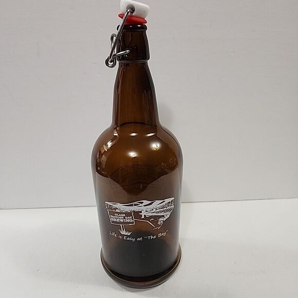 Advertising Bottle 32oz Amber Color Life Is Easy At "The Bay"  BAY BREWING - Picture 2 of 7